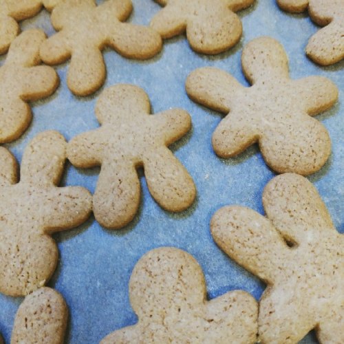 the gingerbread tea house 15